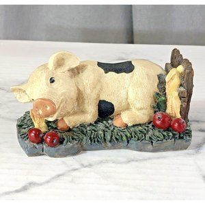 Young inc. Pig Laying with Apples & Corn stalks Farm yard Resin Figurine 4.5" L